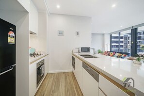 Private kitchen - Cozy apartment in Eastgardens (Eastgardens)