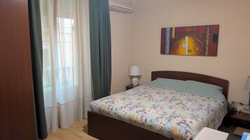 1 chambre, fer et planche à repasser, Wi-Fi