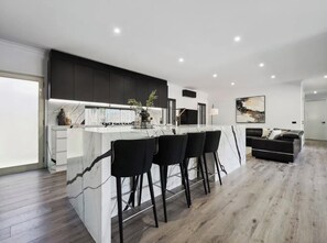 Interior - Resort-style family retreat with pool, gym & basketball (Craigieburn)