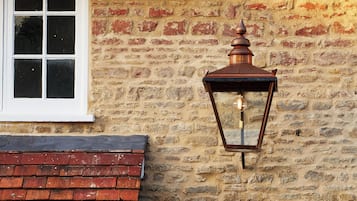 Luxury Suite, Garden View | Exterior detail