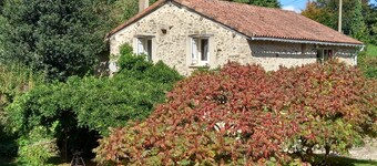 La Grange de Salacroup: Renovated Barn Near Lac du Tolerme, Pool, Nature, and Comfort