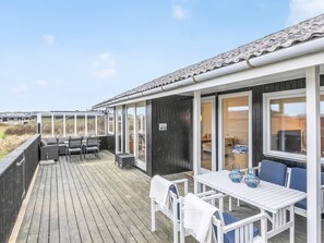 Outdoor dining - "Alvia" - 250m from the sea by Interhome (Løkken)