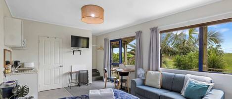 1 chambre, fer et planche à repasser, Wi-Fi, draps fournis