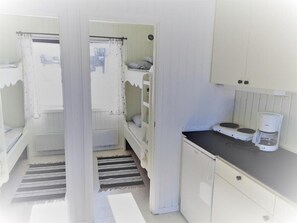 Kabin Ekonomi, kamar mandi umum | Wi-Fi