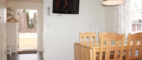 Cabaña estándar, 1 habitación, baño privado | Restaurantes