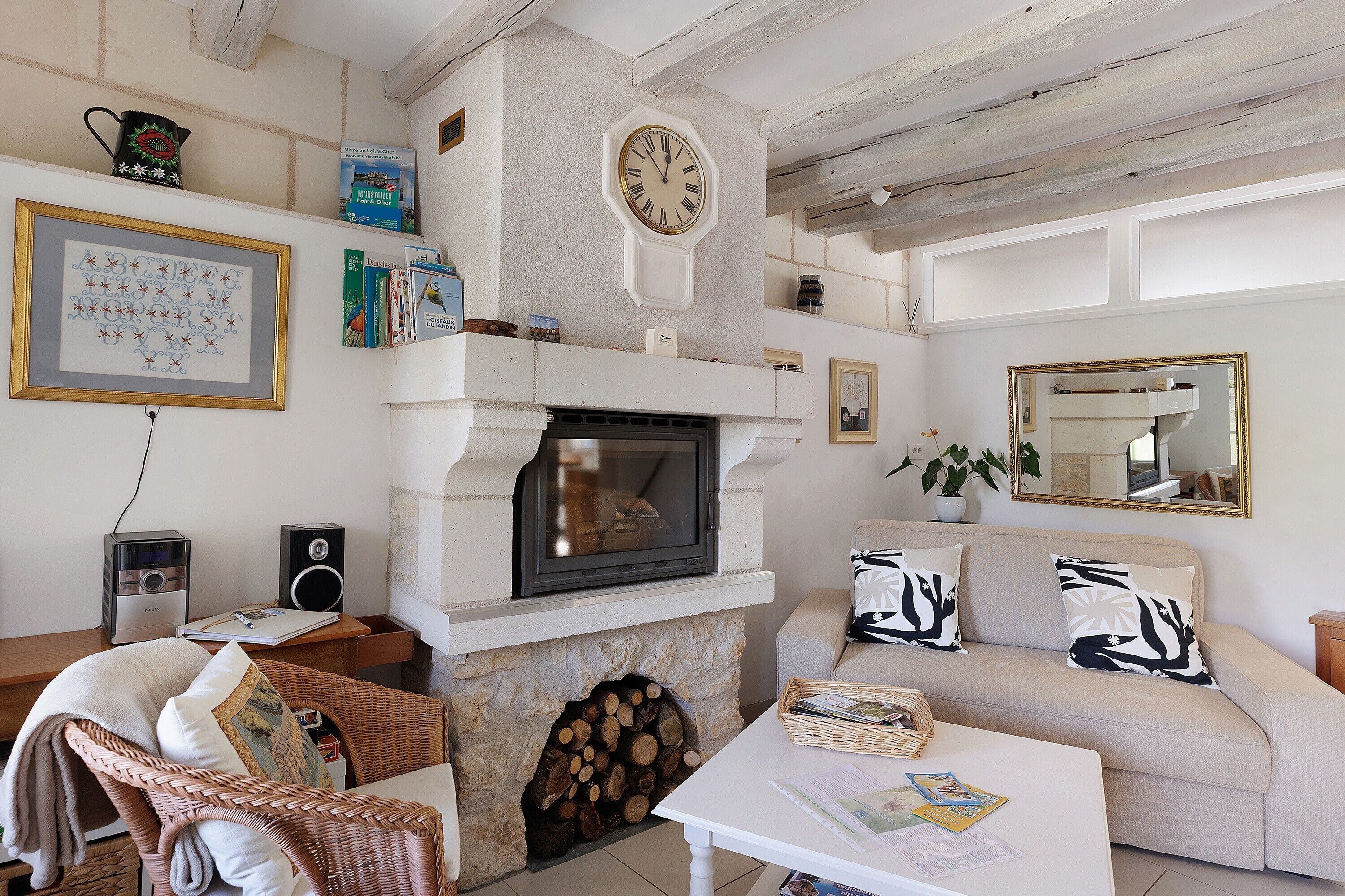 TV, fireplace, DVD player, stereo