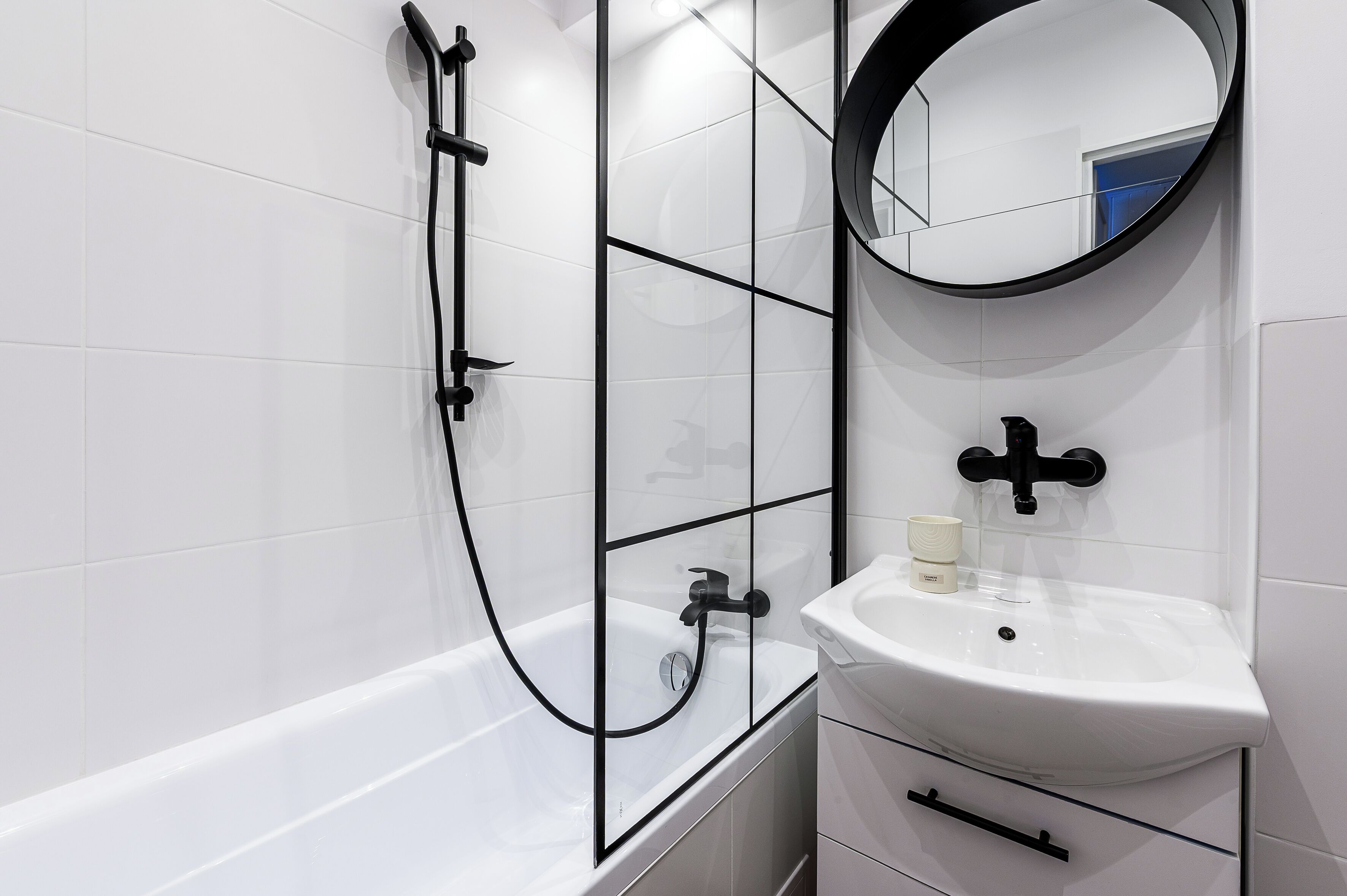 Comfort Apartment, Courtyard View | Bathroom