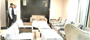 Interior - Aaron Harikanta  Stayz (New Delhi)