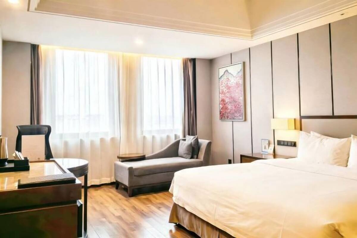 In-room safe, desk, laptop workspace, blackout curtains