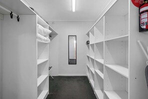 Interior - Naki Nook - Accommodation Stratford (Stratford)