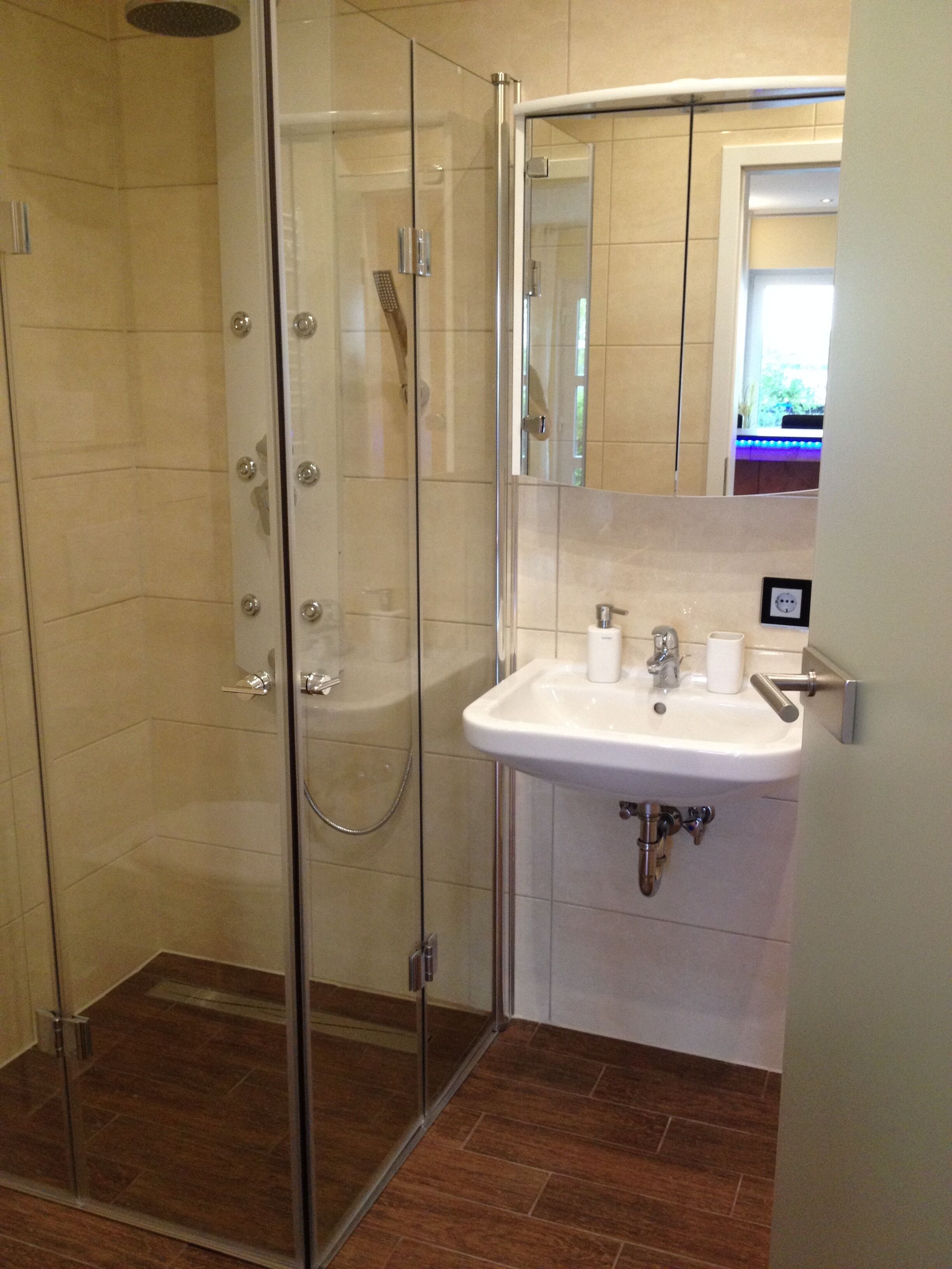 Classic Apartment | Bathroom