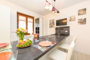 Fridge, microwave, oven, dishwasher - Sporting A12 by Wonderful Italy (Sirmione)