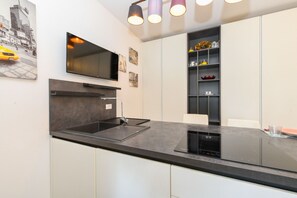 Fridge, microwave, oven, dishwasher - Sporting A12 by Wonderful Italy (Sirmione)