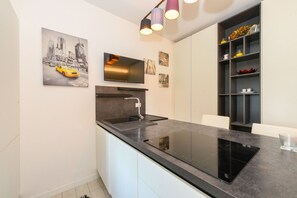 Fridge, microwave, oven, dishwasher - Sporting A12 by Wonderful Italy (Sirmione)