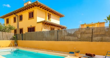 Can Angélica - private swimming pool, free wifi, beach, air conditioning, barbecue
