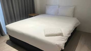 Basic Apartment, Non Smoking | Iron/ironing board