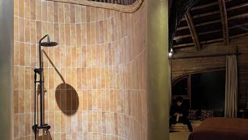 Junior Villa, 1 Bedroom, Mountain View | Bathroom | Hair dryer, slippers, towels, soap