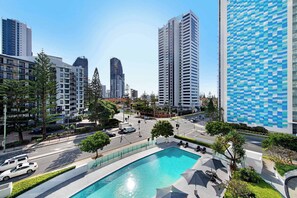 Pool - Sierra Grand 3-Bedroom Apartment (Broadbeach)