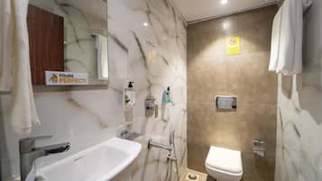 Shower, free toiletries, soap, shampoo