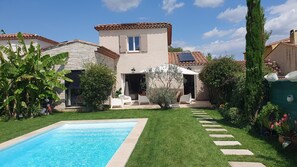 Pool - VILLA SOA - Relaxation & Sun in Provence (Gréoux-les-Bains)