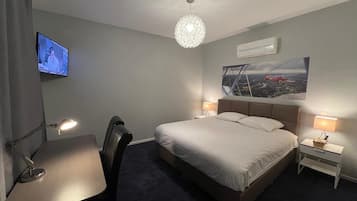 Dobbeltrom – deluxe | Skrivebord og wi-fi (inkludert)