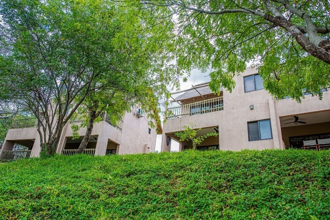 Villa familiare, balcone, vista fiume | Esterni