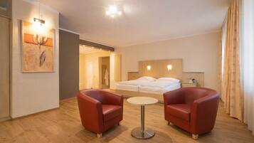 Suite | In-room safe, free WiFi, bed sheets