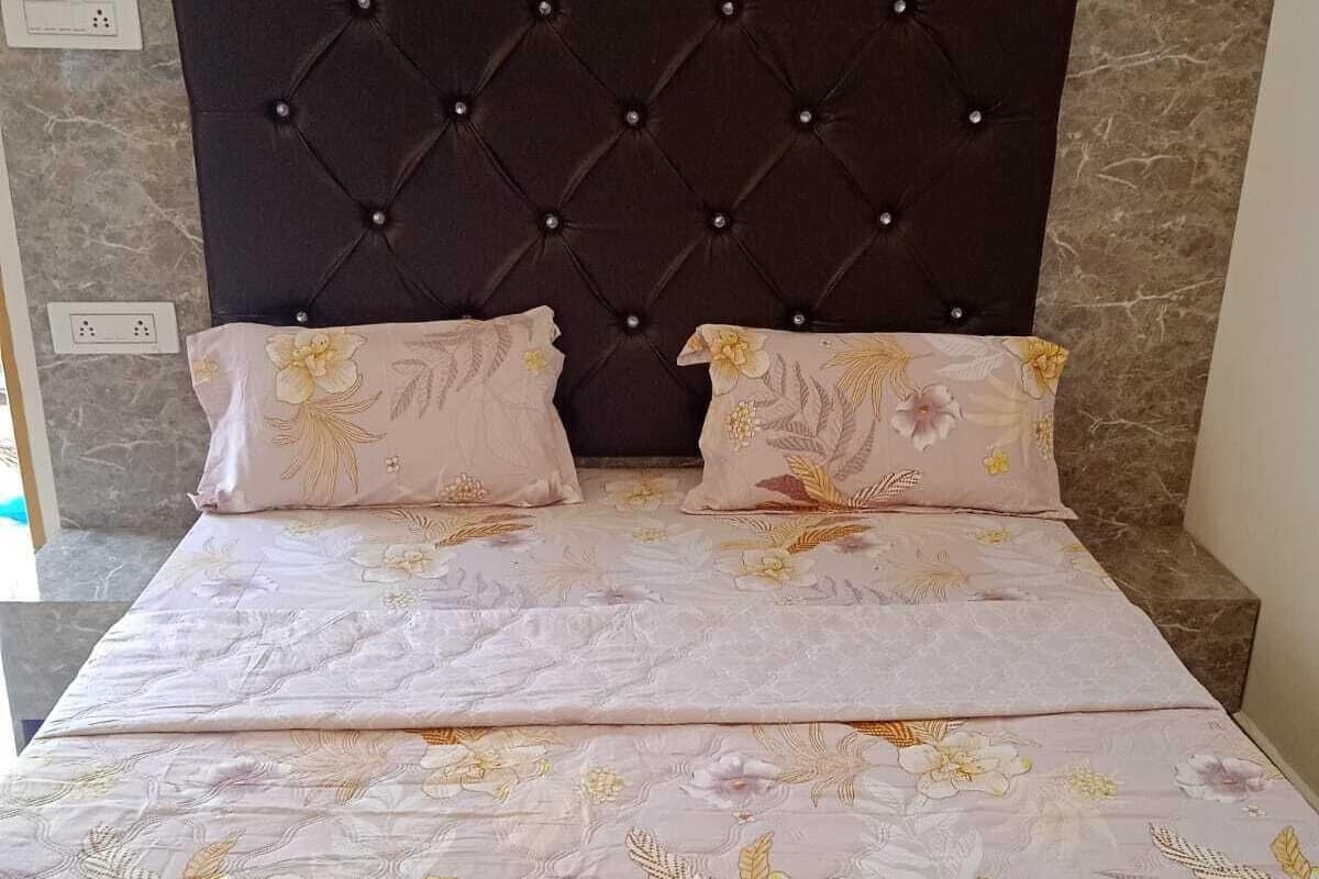 Deluxe Double or Twin Room, Balcony, Mountain View | Free WiFi