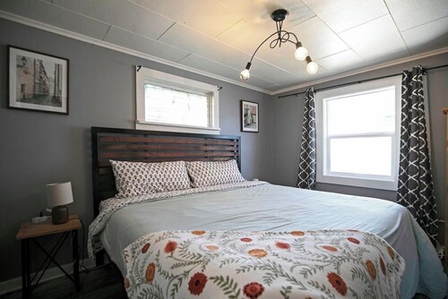 Located in the heart of the Rose Park neighborhood, this property offers a premier mix of local convenience and "Griz Country" charm. Perfect for university visitors or outdoor enthusiasts,  just minutes away from downtown and the University.