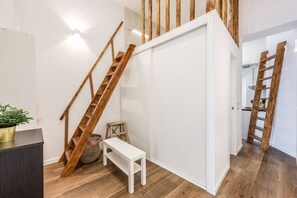 Interior - Urban Loft with Character - Puerta de Toledo (Madrid)