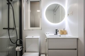 Hair dryer - Urban Loft with Character - Puerta de Toledo (Madrid)