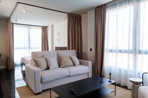 Penthouse, City View | Living area - My Suite Madrid (Madrid)