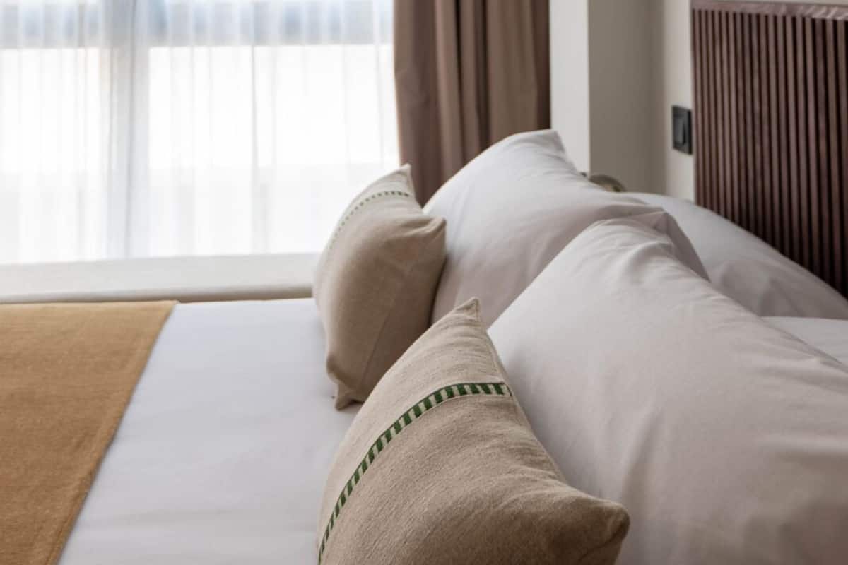 Blackout curtains, iron/ironing board, free WiFi