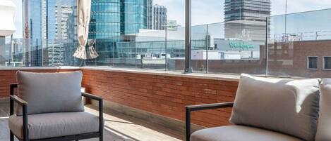 Penthouse, City View | City view