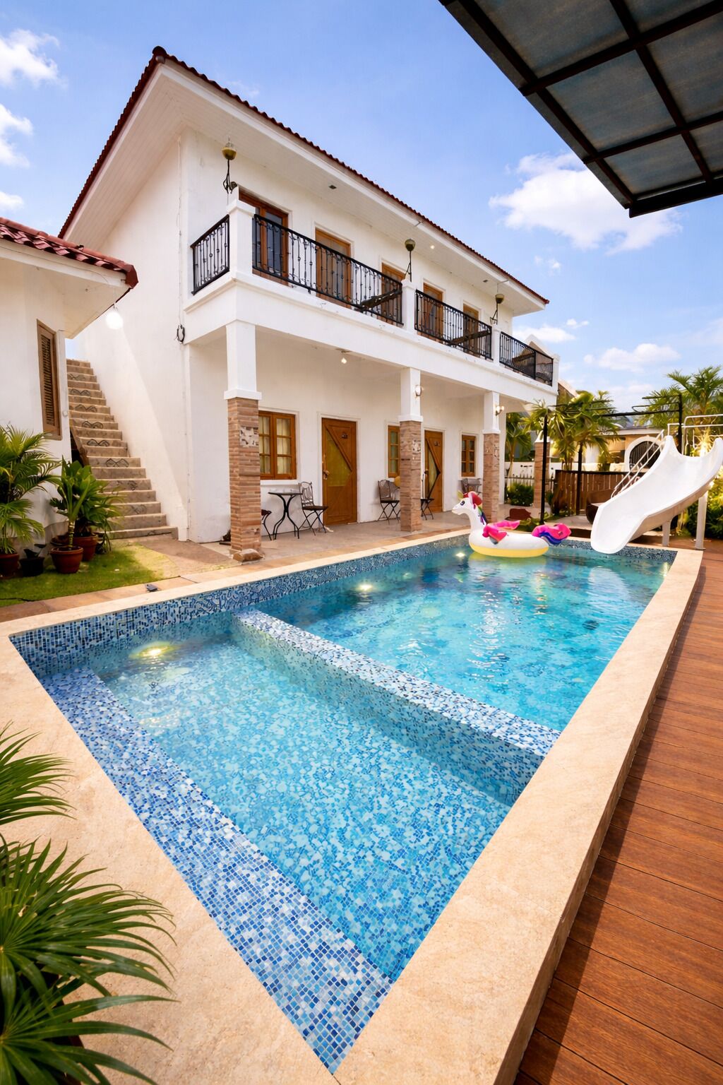 Private pool