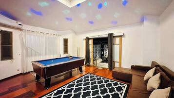 Kamar Keluarga | Wi-Fi gratis dan seprai linen