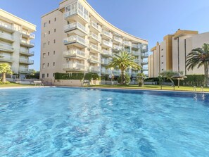 Pool - Los Pelicanos by Interhome (Miami Platja)