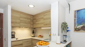 Fridge, microwave, oven, dishwasher - Los Pelicanos by Interhome (Miami Platja)