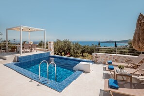 Outdoor pool - Villa Kamaria - 2 Bedrooms with Private Pool and Sea View (Zakynthos)