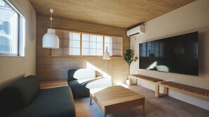 Living area - 2025/12/27New! City Villa 106 ㎡, 7min Shibuya, 5min Ebisu (Ebisu, Shibuya-ku)