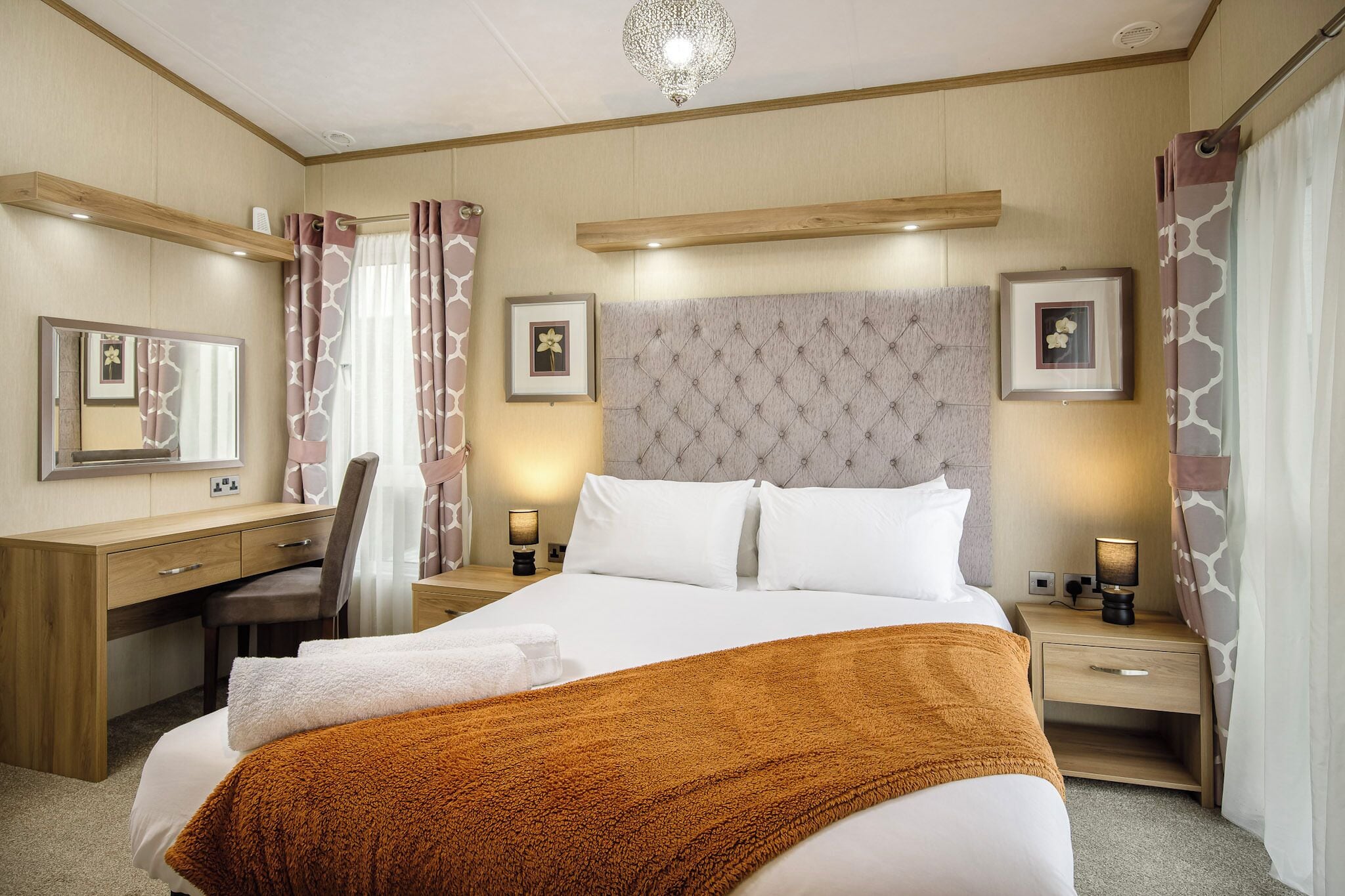 Fer et planche à repasser, Wi-Fi, draps fournis