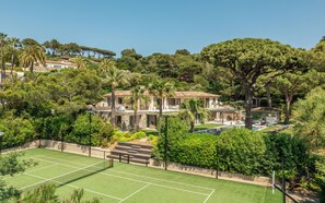 Sports court - Le Faune, exceptional villa with tennis court (Ramatuelle)