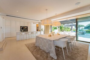 Dining - Le Faune, exceptional villa with tennis court (Ramatuelle)