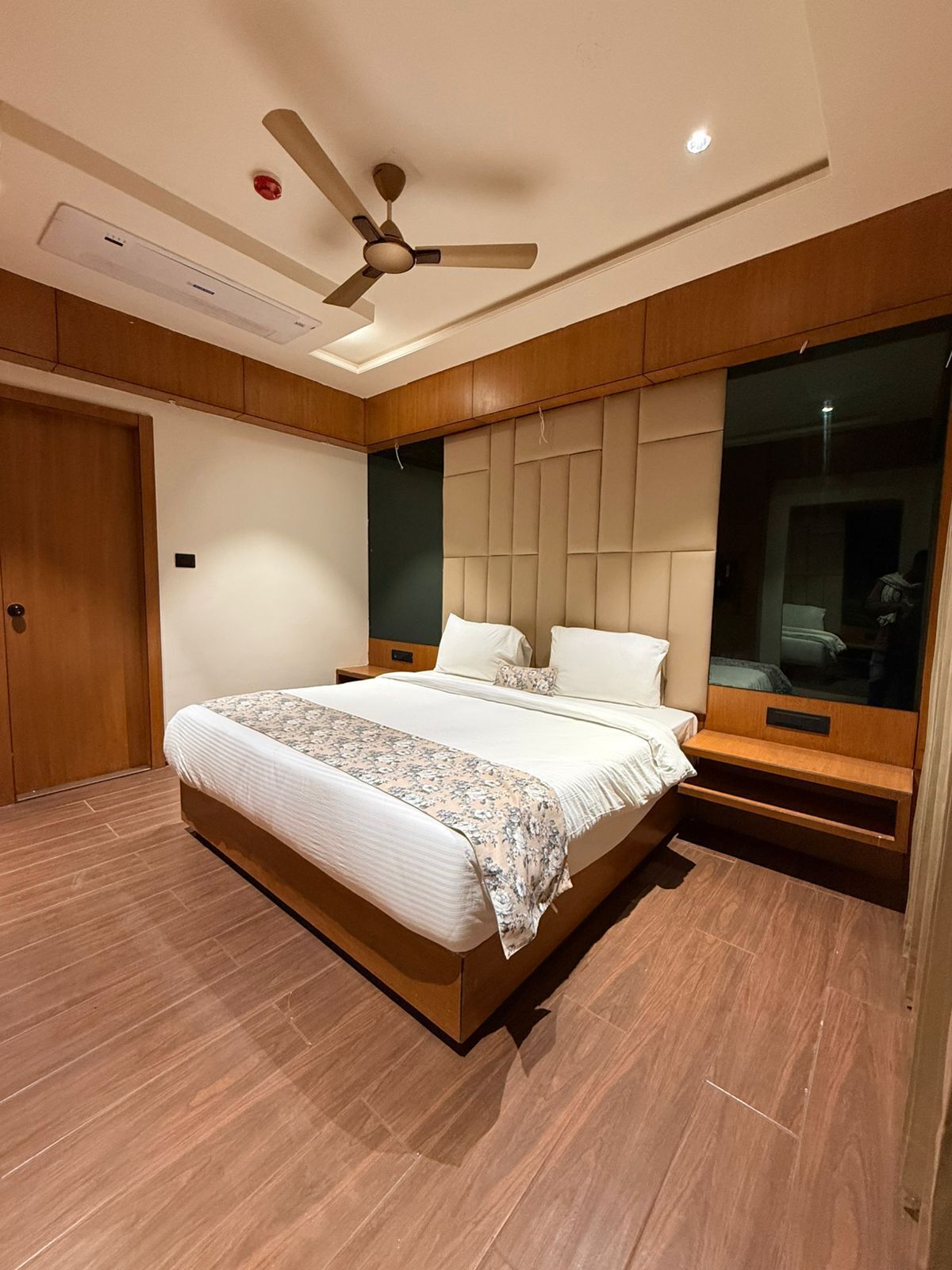 ห้องรอยัล | Wi-Fi ฟรี