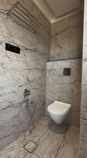 ห้องแฟมิลี่ | ห้องน้ำ | ผ้าเช็ดตัว