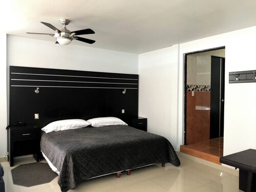 Camino de la Plata Hotel