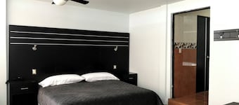 Camino de la Plata Hotel