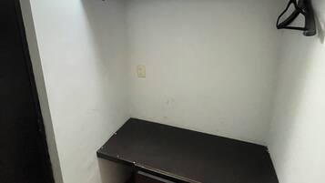 Suite Deluxe, para no fumadores, vista a la ciudad | Interior