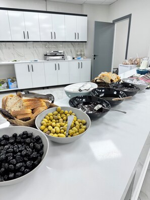 Breakfast buffet - Blue Marina Hotel (Antalya)