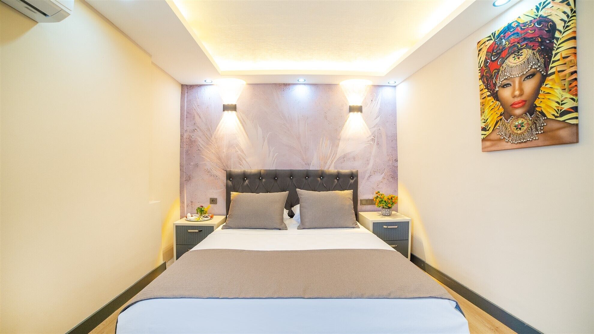 Economy Room, 1 Double Bed, Air conditioning, City View | Room amenity